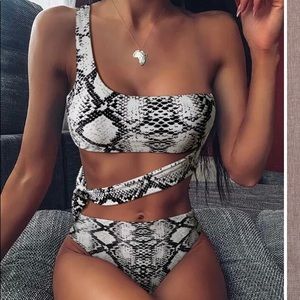 Shein one shoulder snake bikini. Brand new. Large.